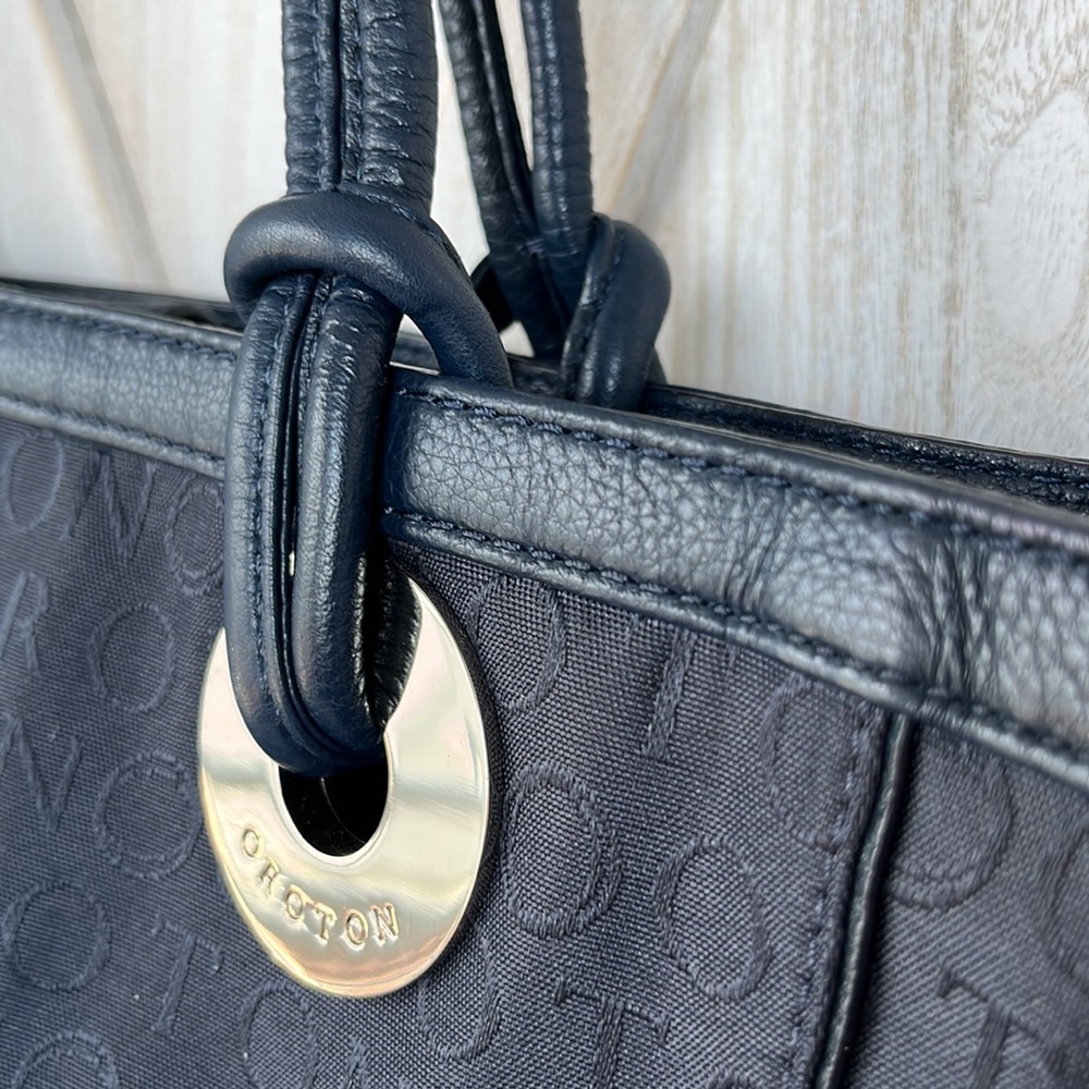 NWOT Oroton navy tote - Picture 4 of 7